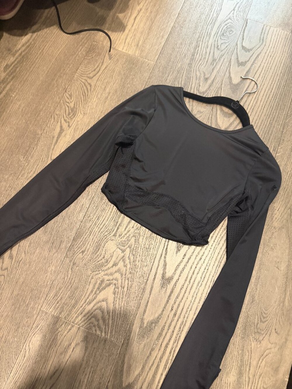 Buff Bunny - Long Sleeve Black Crop Top